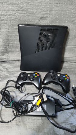 Xbox 360 Slim Bundle fully working and tested includes all cables and two controllers - Microsoft video game console