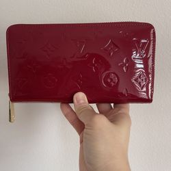 Fashion Zippy Wallet