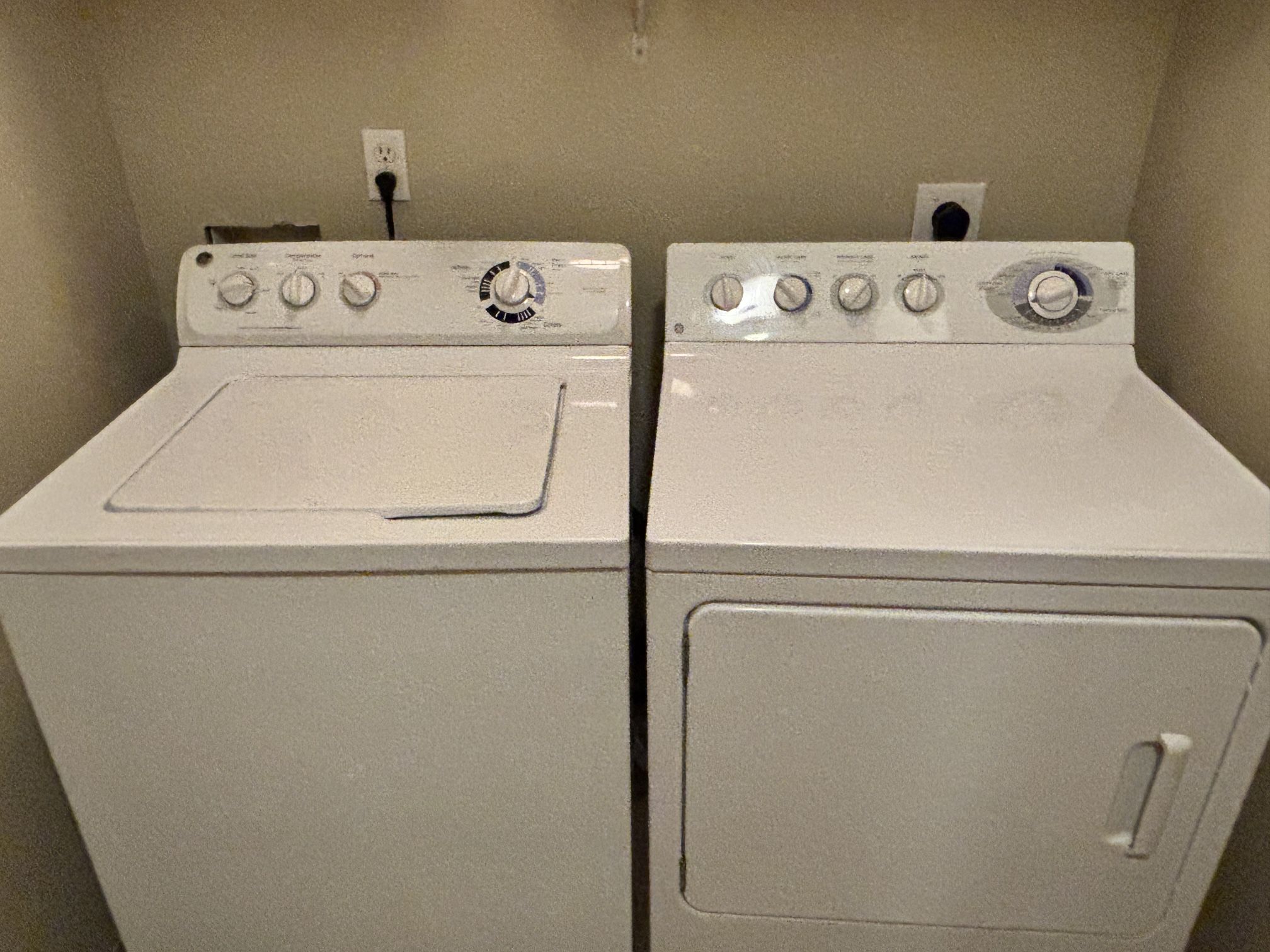 GE washer & dryer 