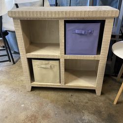 Nice Wood 4 Cube Storage With 2 Basket 