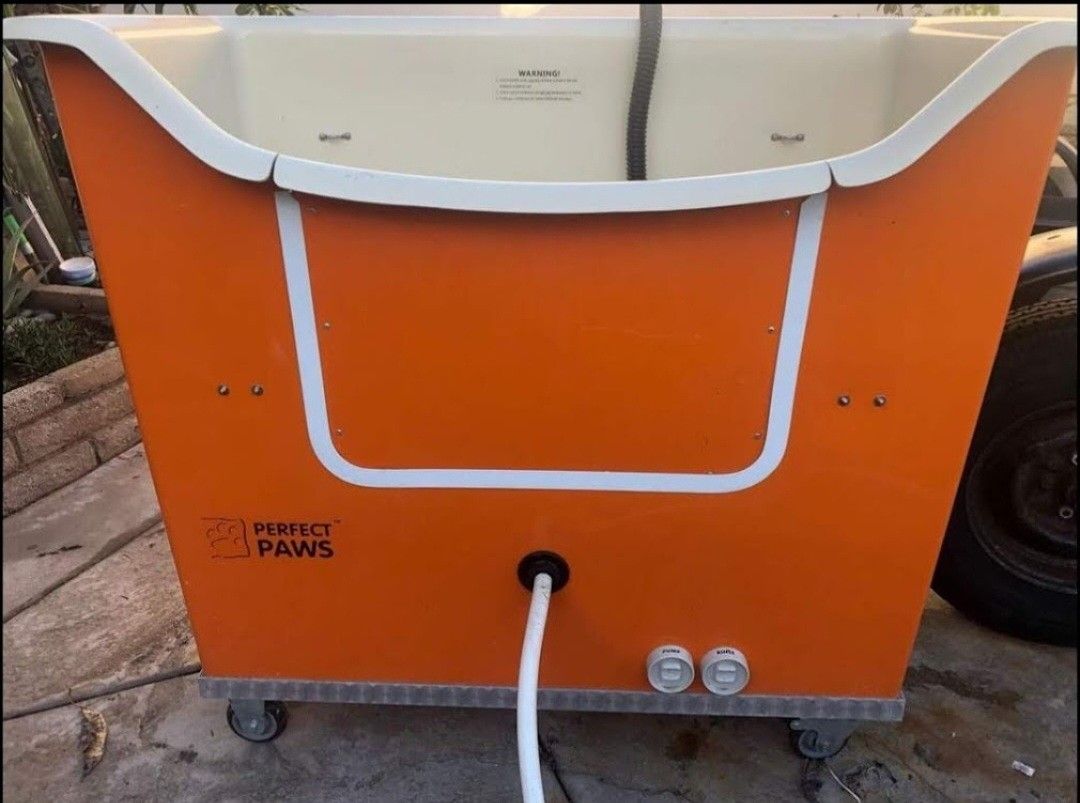 Mobile Dog Hydrobath Tub