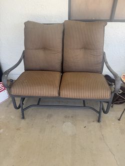 Misc patio furniture