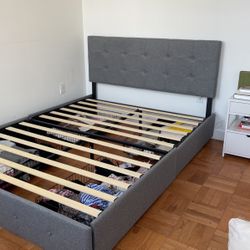 Storage Platform Queen Bed