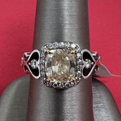 14k 2 1/2 Cushion Cut Canary Diamond Ring 
