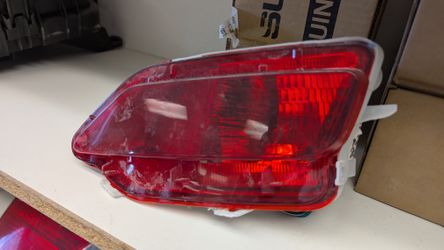 2013-2015 Toyota RAV4 Passenger Side Rear Bumper Reflector