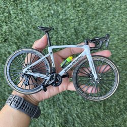 Miniature road bikes | collectible | desk decor