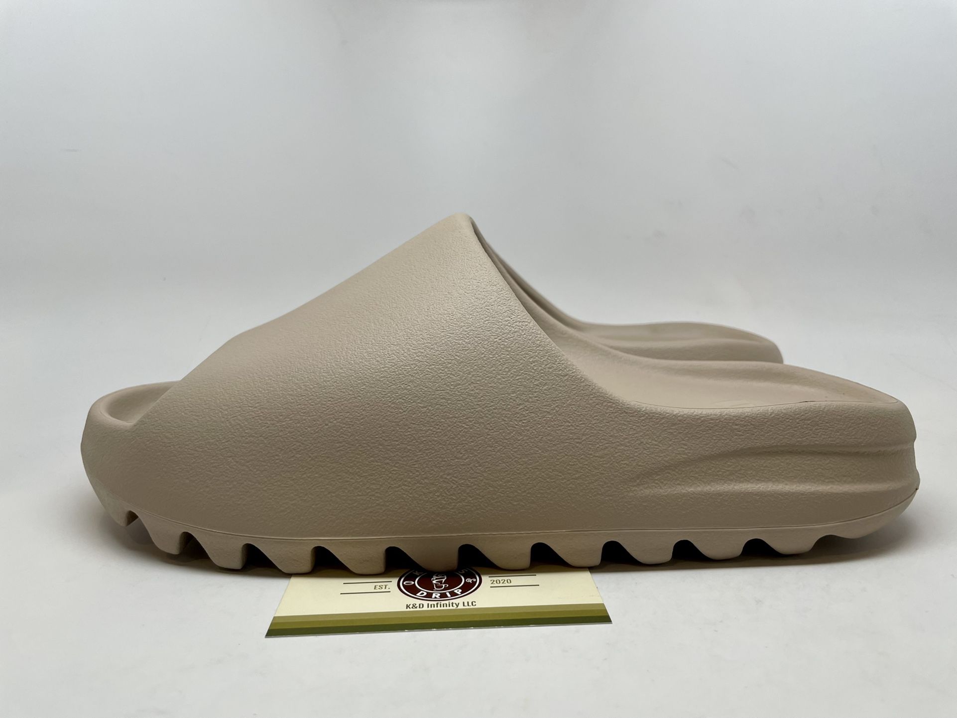 Yeezy Slide Size 11 for Sale in Los Angeles, CA - OfferUp