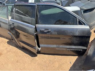 2011 / 2022 jeep grand Cherokee right passenger side doors