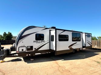 Travel trailer Mallard 36FT for sale