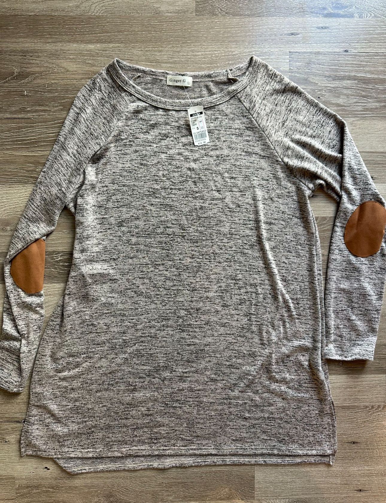 Women’s Knit Grey Top- NEW! (Size L)
