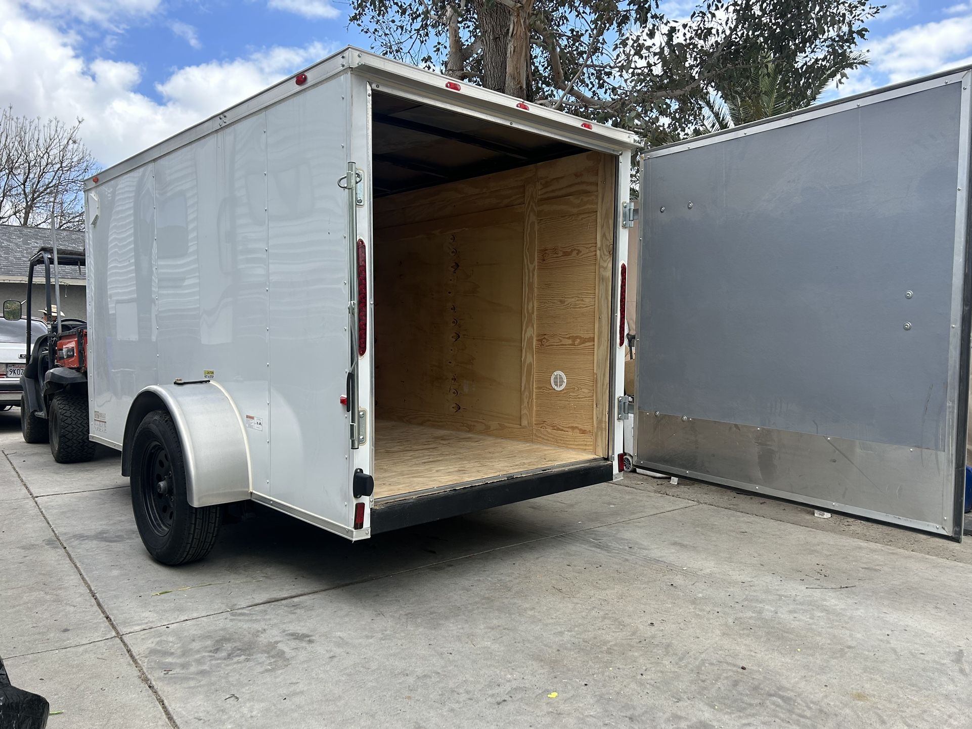 2022 Cynergy Enclosed Trailer 5x10ft V-nose