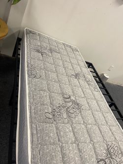 Twin mattress