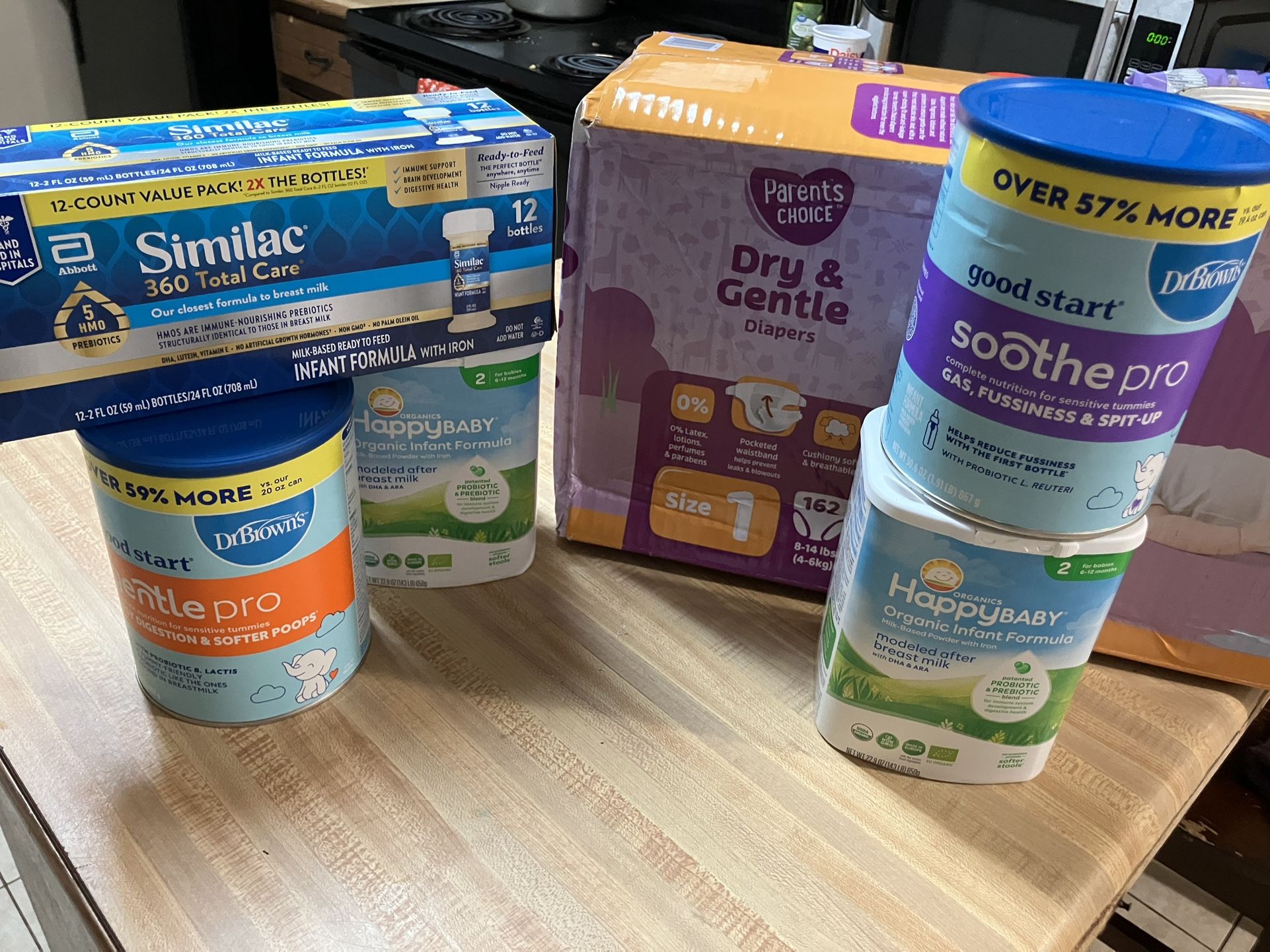 Brand New Diapers & Formula Bundle 60$