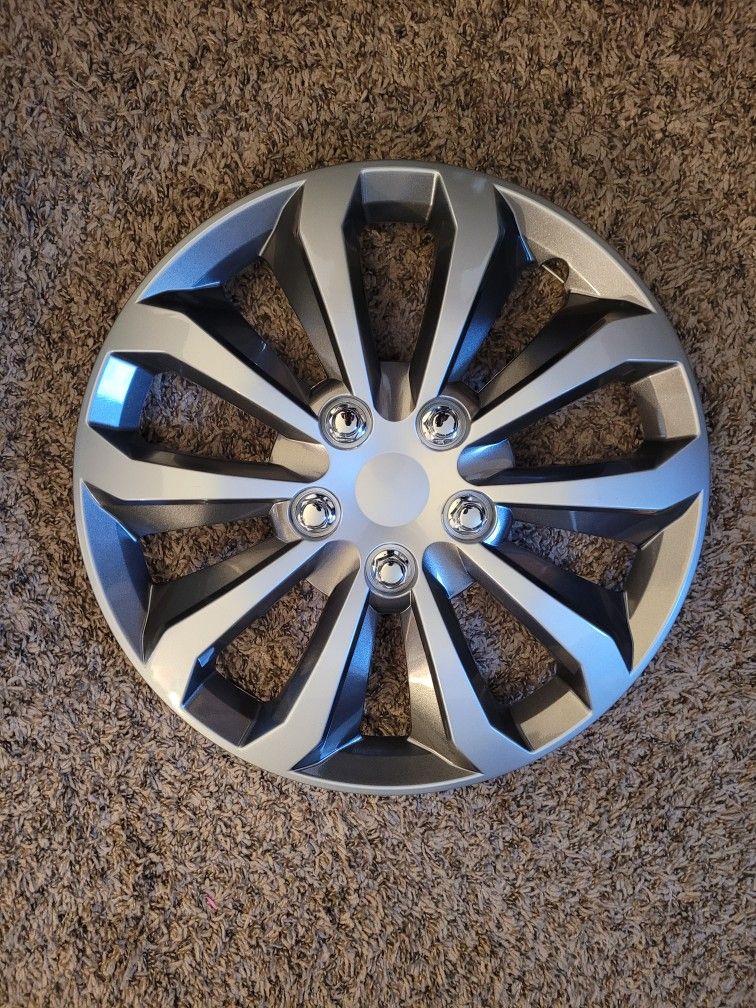 Small Sedan Hubcaps 