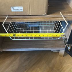 Under Cabinet wire Basket