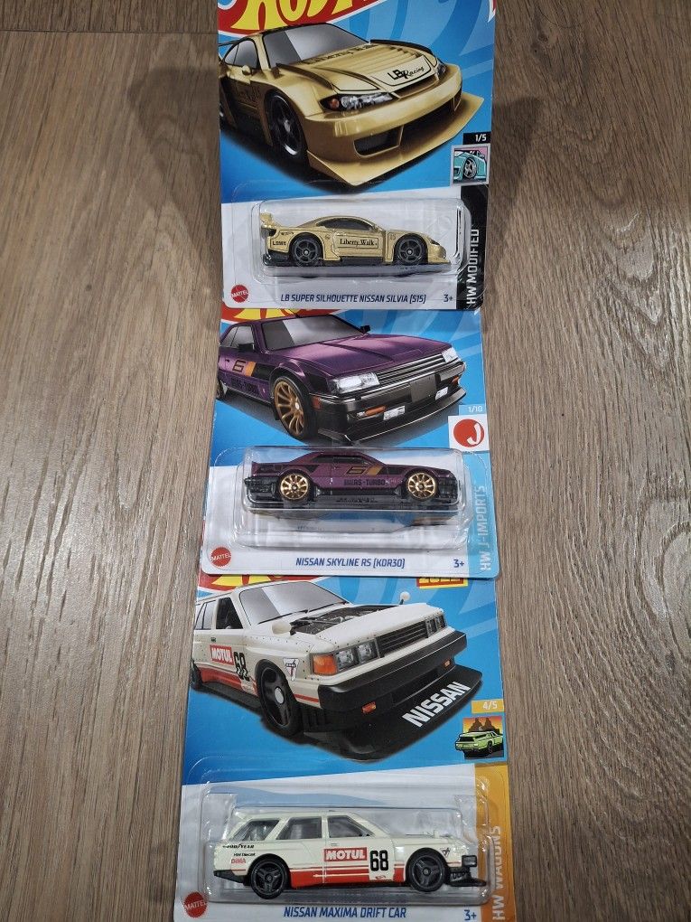 Hotwheels Nissan lot $6 for all