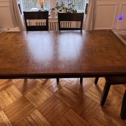 Bob’s Blake Dining Table 