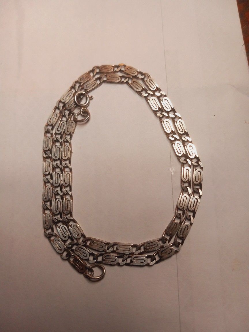 St.Silver Figaruci Link Necklace 18"-12.10 Grams 2st Come 1st Served