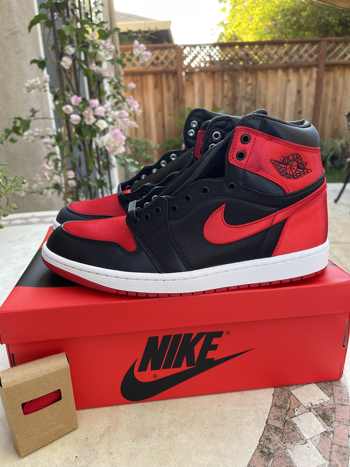 NEW Nike Air Jordan High OG Satin Bred Women's Size 12 Men's