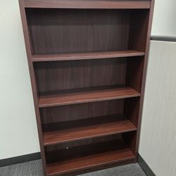 Solid Wood Bookshelve In Good Conditions 