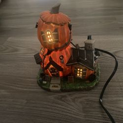 Lemax Spooky Town 2018 Squash Shack Halloween Lighted Village House