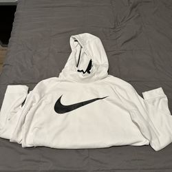 Men’s Nike Sweatshirts 