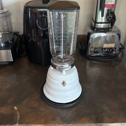 Vintage Osterizer Model 10 Blender