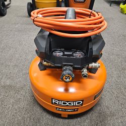 RIDGID 6 GALLON ELECTRIC AIR COMPRESSOR