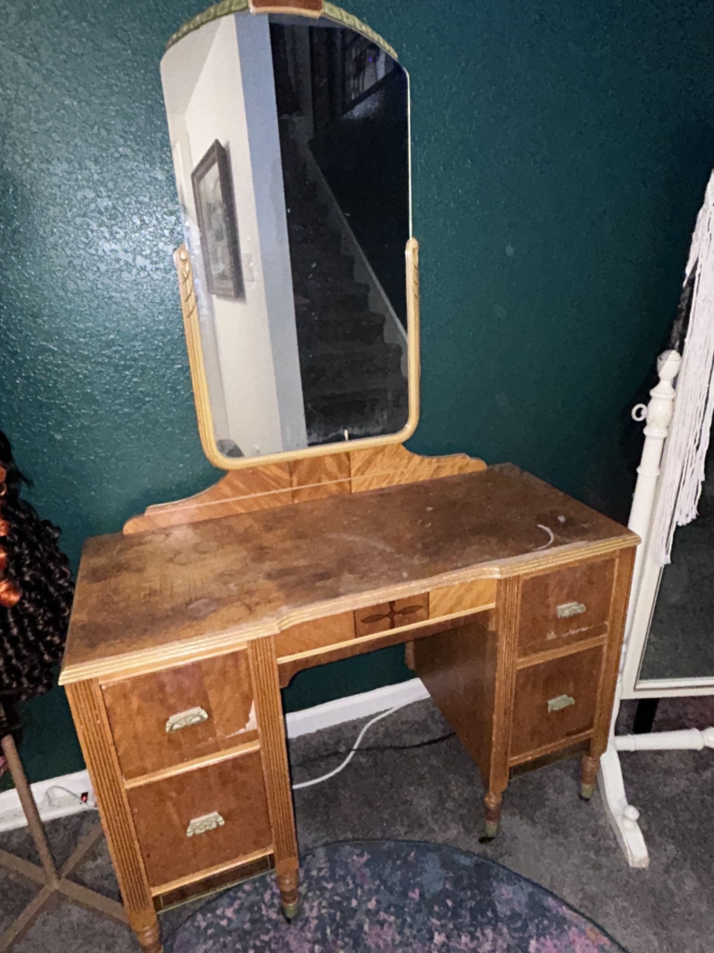 1920s vanity and dresser