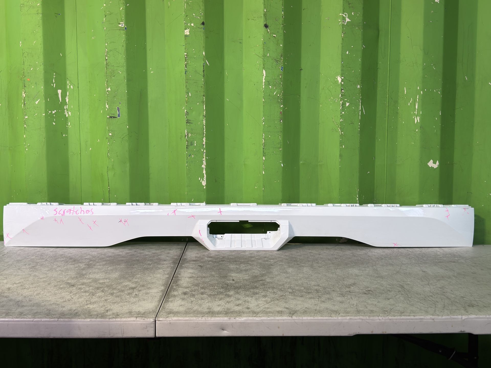 2022 2023 2024 TOYOTA TUNDRA TAILGATE MOLDING SHELL PANEL SPOILER OEM