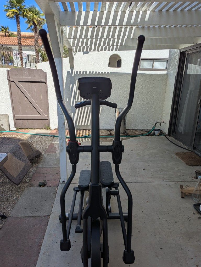 Sunny Health & Fitness Magnetic Elliptical Trainer Elliptical Machine w/Tablet Holder