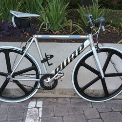 Pure Cycles Kerin Track Single Speed bike