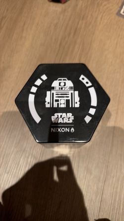 Nixon x Star Wars R2-D2 “Beep Boo” Time Teller wristwatch.