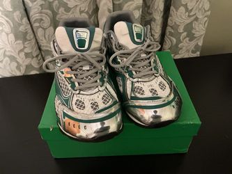 Bottega Veneta Orbit Sneakers