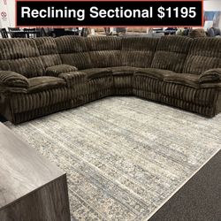STORE CLOSING !!! New Big Sectional With 2 Recliners 