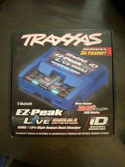 Traxxas EZ-Peak Live Dual Battery Charger