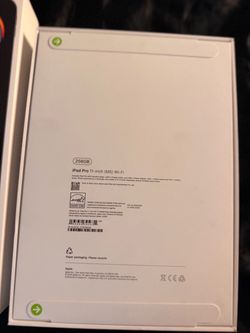 iPad Pro 11 Inch M5 NEVER OPENED