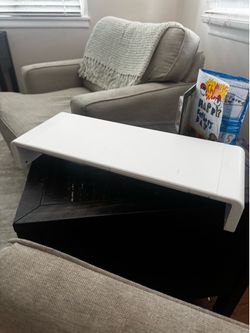 Monitor stand