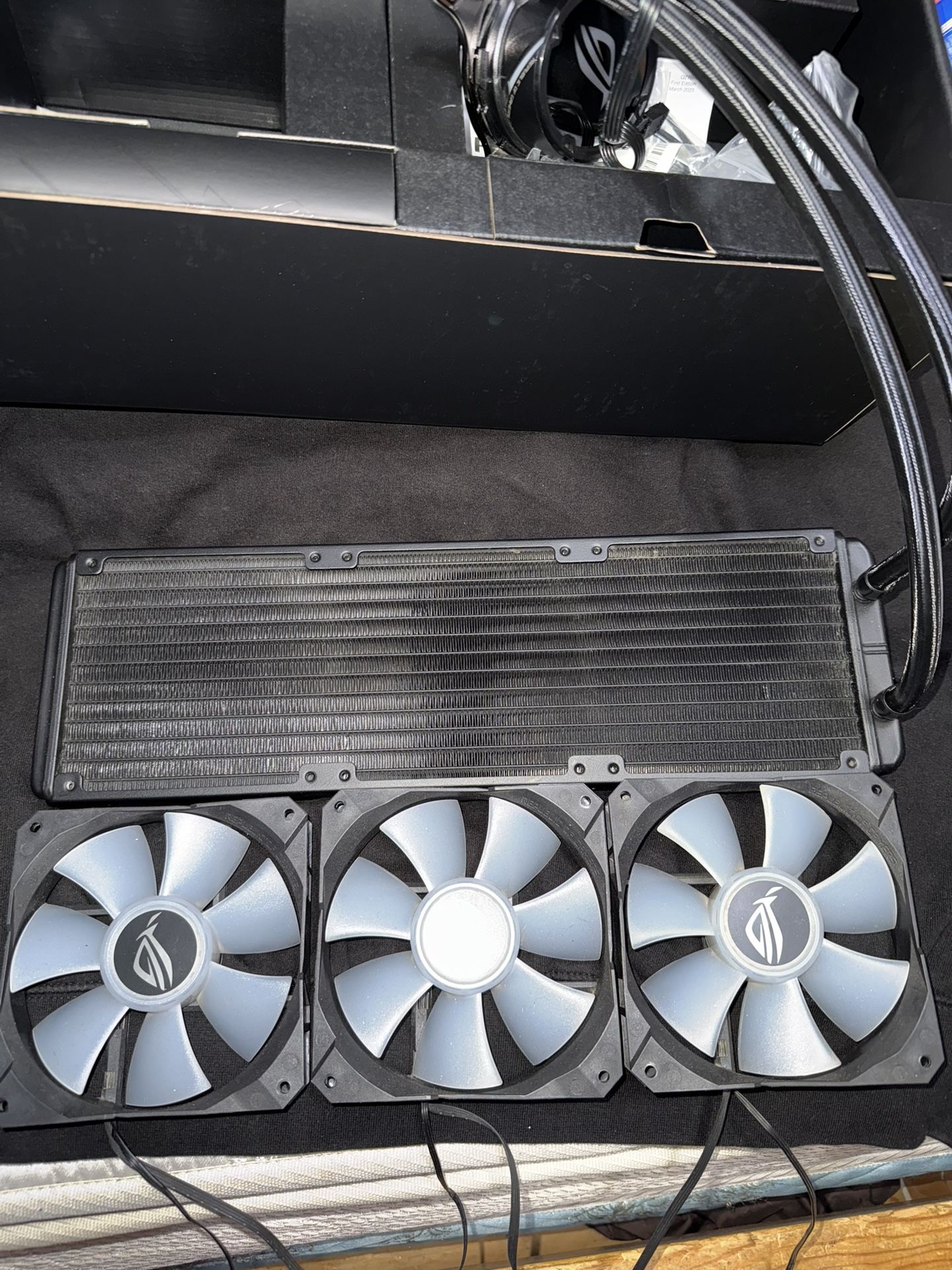 Asus Rog Strix LCII 360mm (aio) Water Cooler