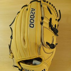 Wilson A2000 12" Baseball Glove. Brand New. 2024 Model. $160