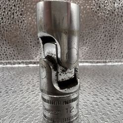 Snap On Metric 3/8" Drive 12mm 12 Point Swivel Socket Model FUM12 Made USA Used