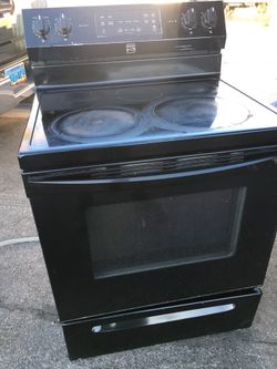 DEPENDABLE  - KENMORE 30” GLASS TOP ELECTRIC STOVE /  RANGE IN BLACK - DELIVERY POSSIBLE