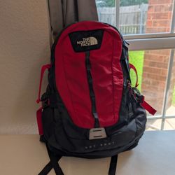 Red North Face Hot Shot Hiking/Commuting Backpack