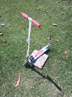 Authentic classic vintage Razor A2 kick scooter