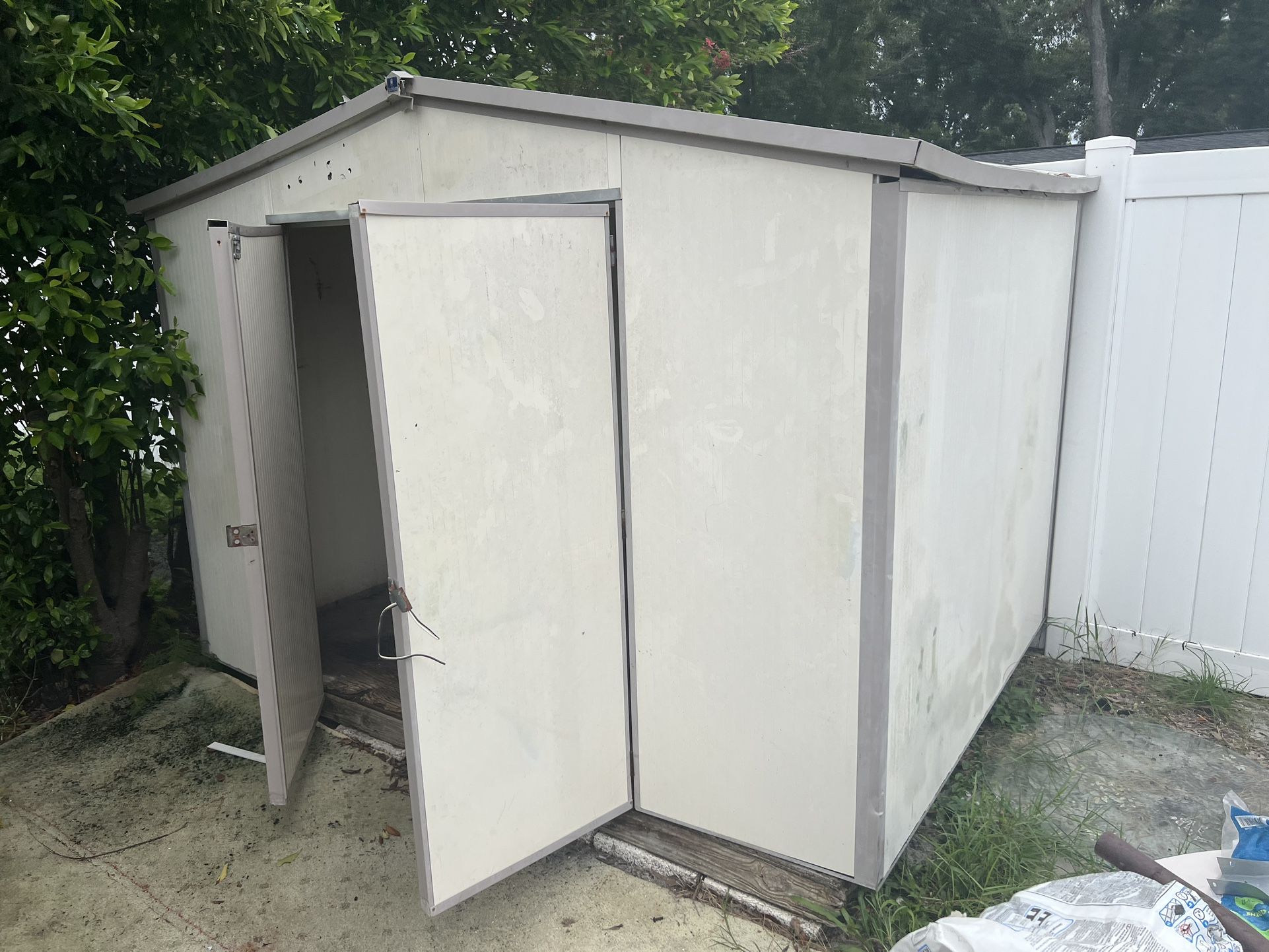 Shed