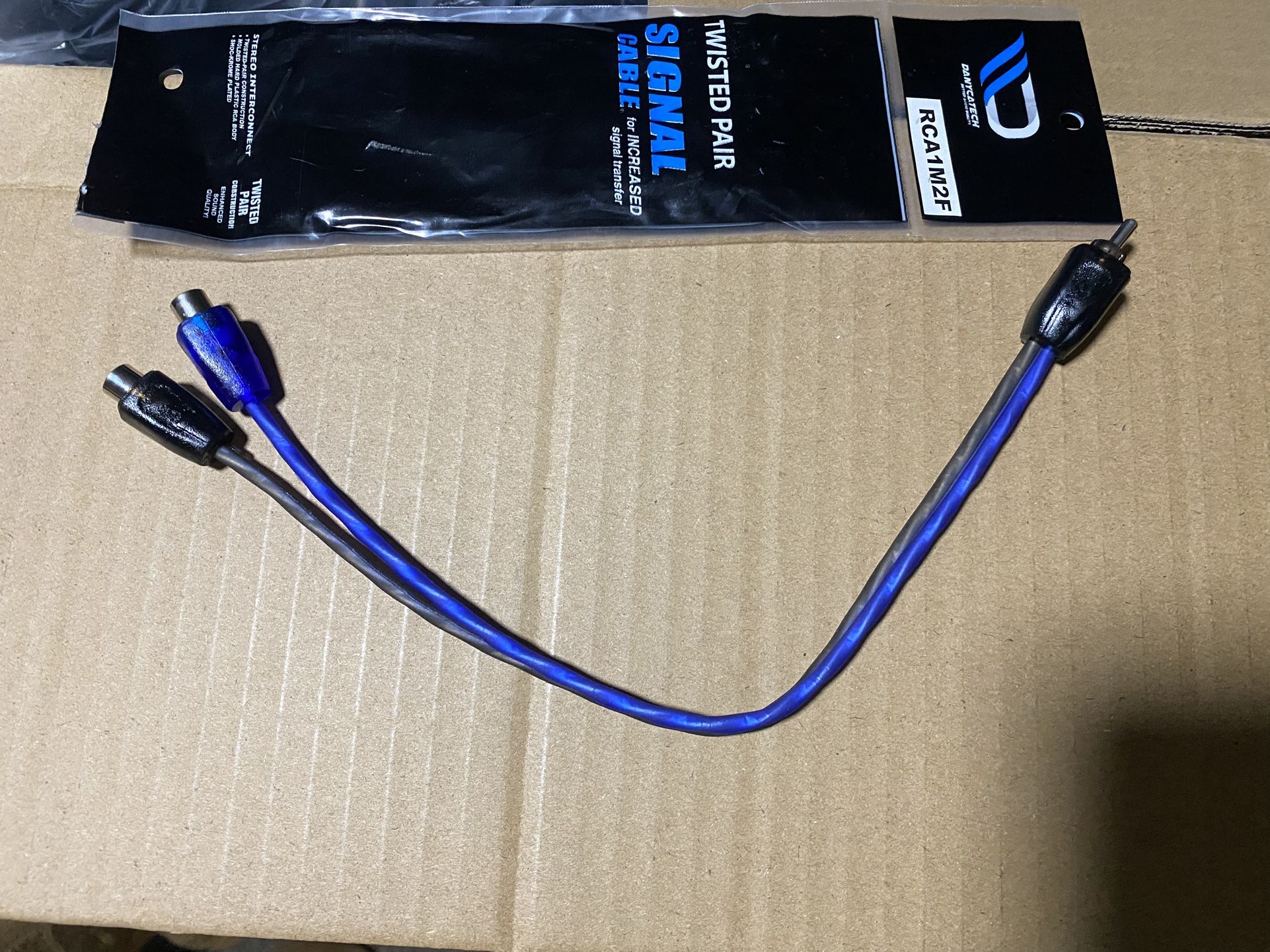 New RCA Y Splitter 1M - 2F High Quality $5 Each
