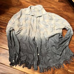 Women’s ombre plaid Button up shirt. Hummingbird brand. Size medium