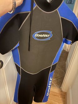 Wet suit
