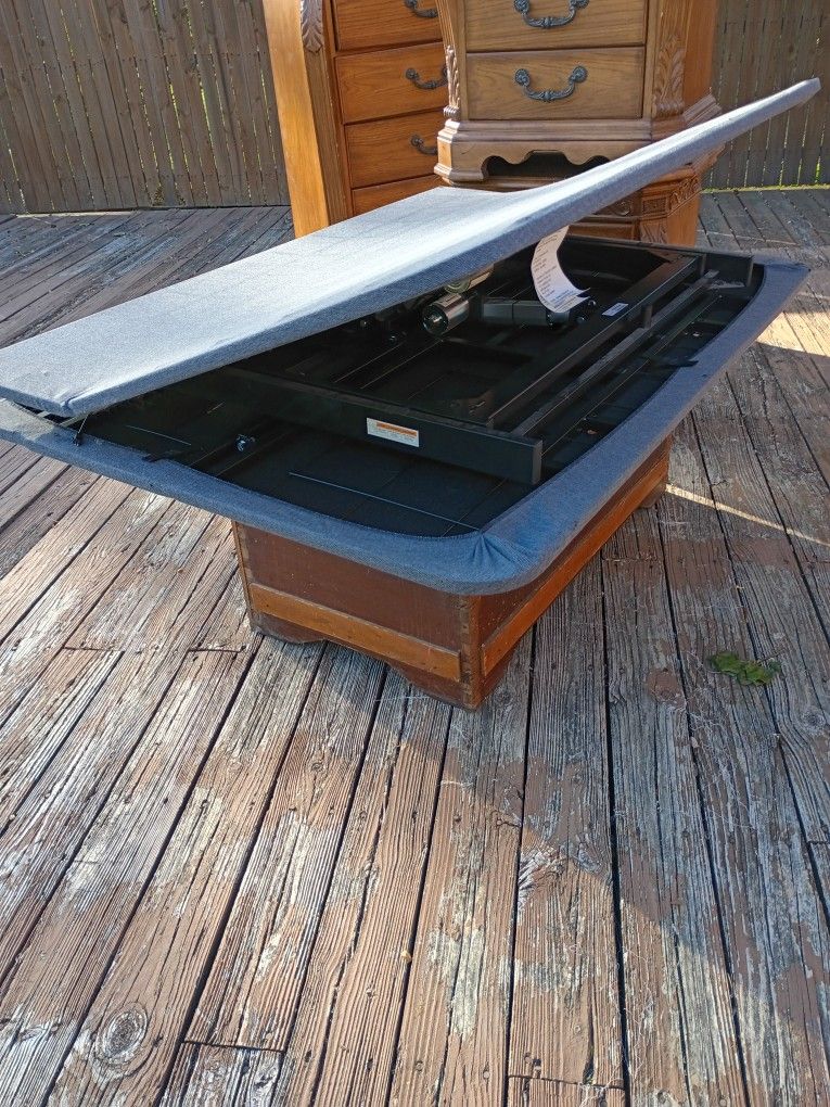 Upper And Lower Adjustable Queen Bed Base With Remote