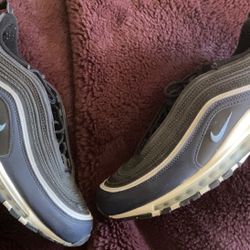 Nike Size 9.5 Men